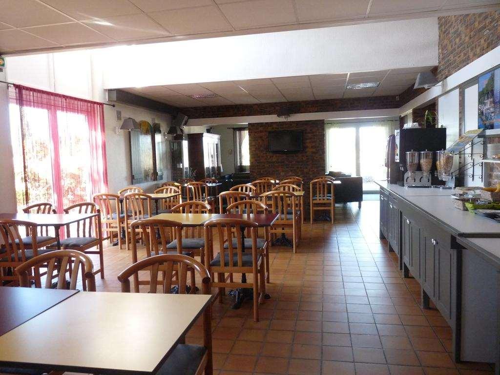 Brit Hotel Bosquet Carcassonne Cite Restoran fotoğraf