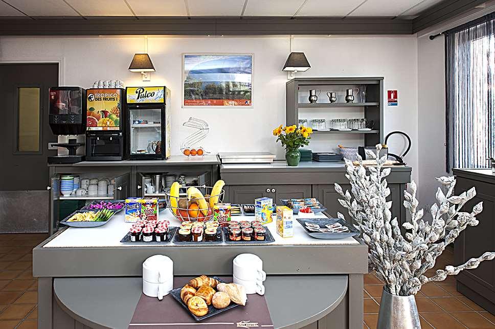 Brit Hotel Bosquet Carcassonne Cite Restoran fotoğraf